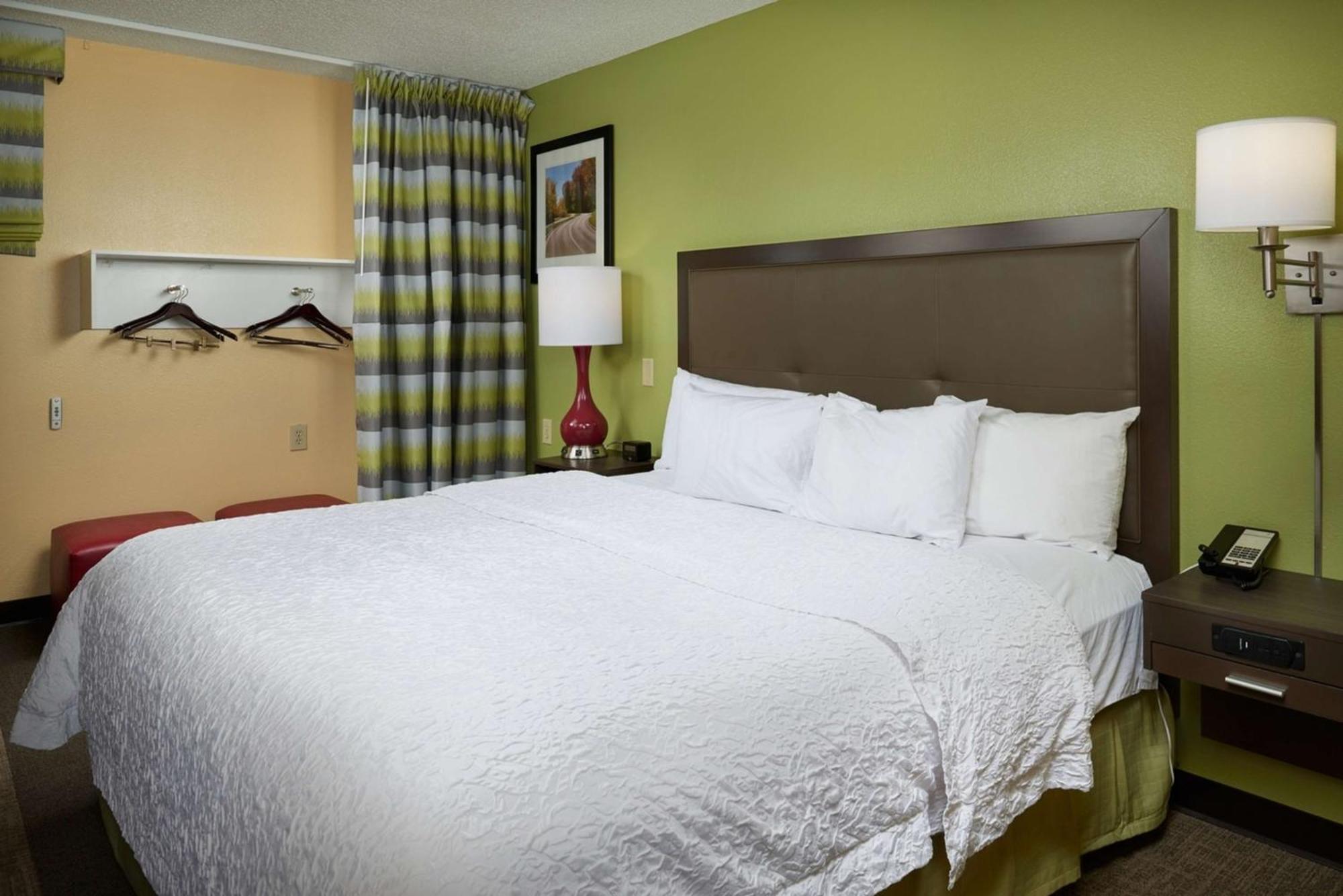 Hampton Inn Шелбівілл Екстер'єр фото