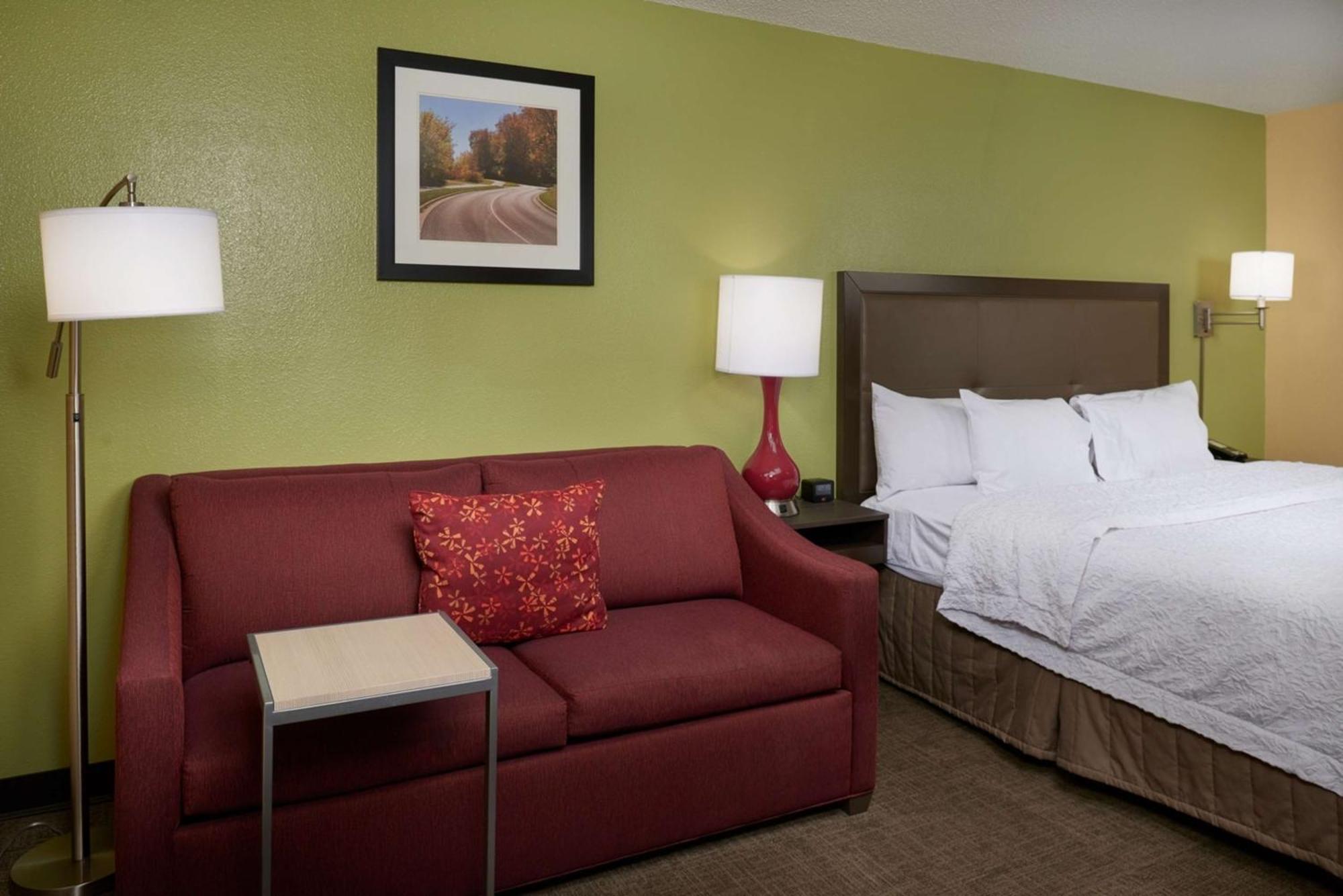 Hampton Inn Шелбівілл Екстер'єр фото